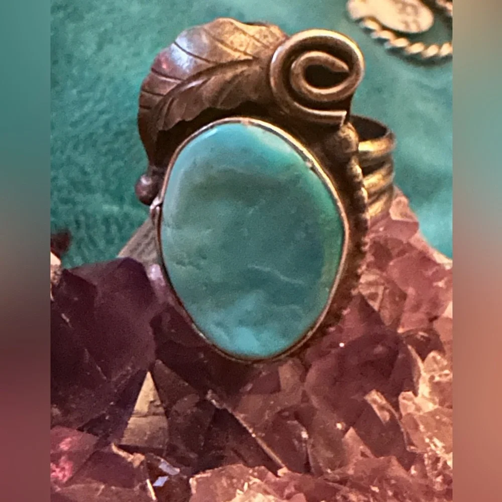 Turquoise Sterling Silver Leaf Ring - Picture 2 of 7